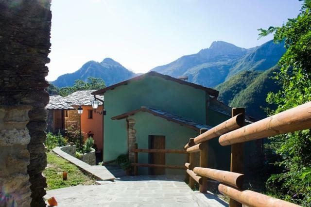 Borgo Delle Panie Bed & Breakfast Careggine Ngoại thất bức ảnh